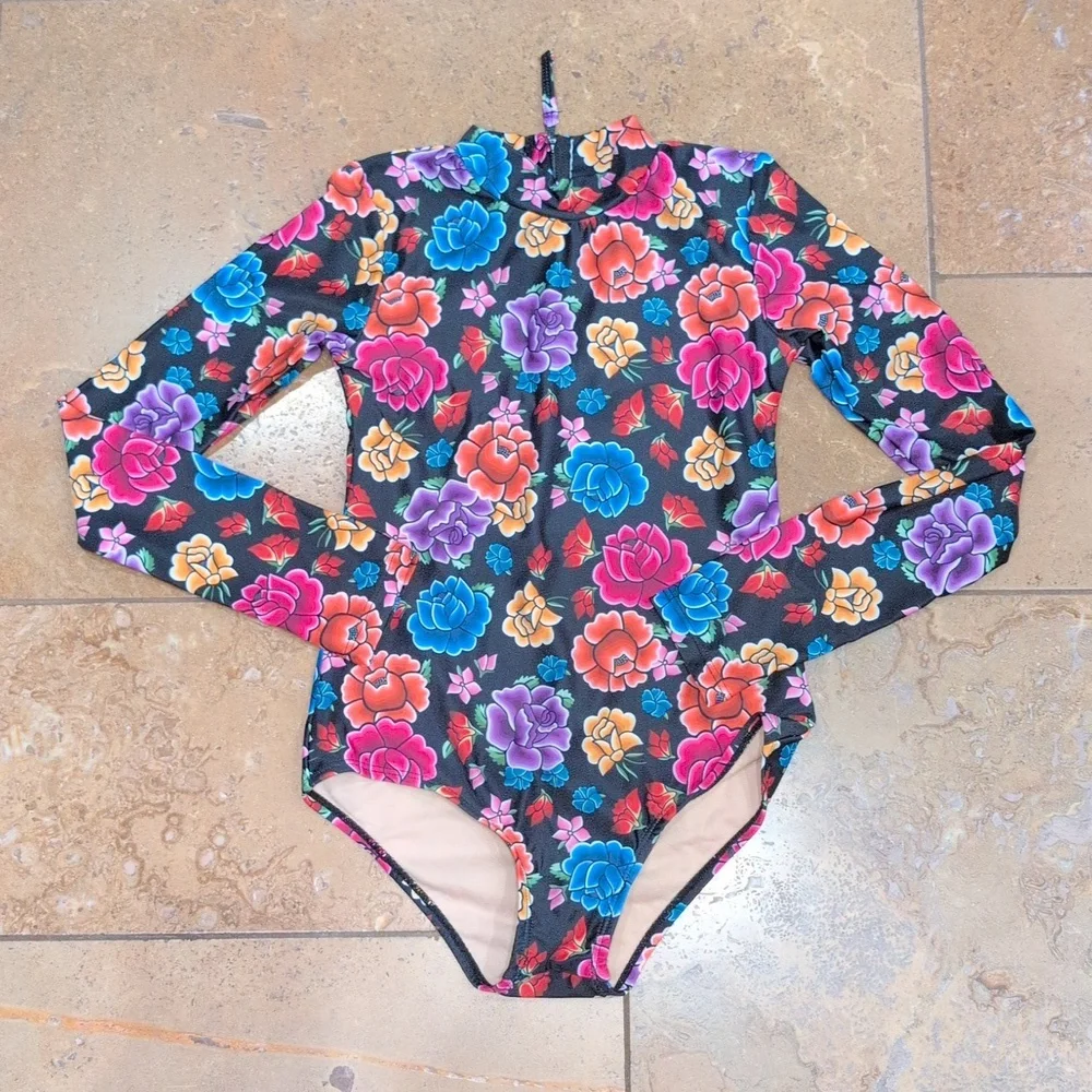 Mott50 girl one piece rash guard. Black and pink floral. Size 10. - Picture 1 of 3